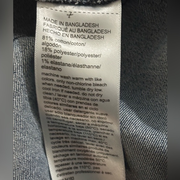 DKNY Rolled Cuff Blue Denim Women's Shorts, size 12 - Picture 4 of 8